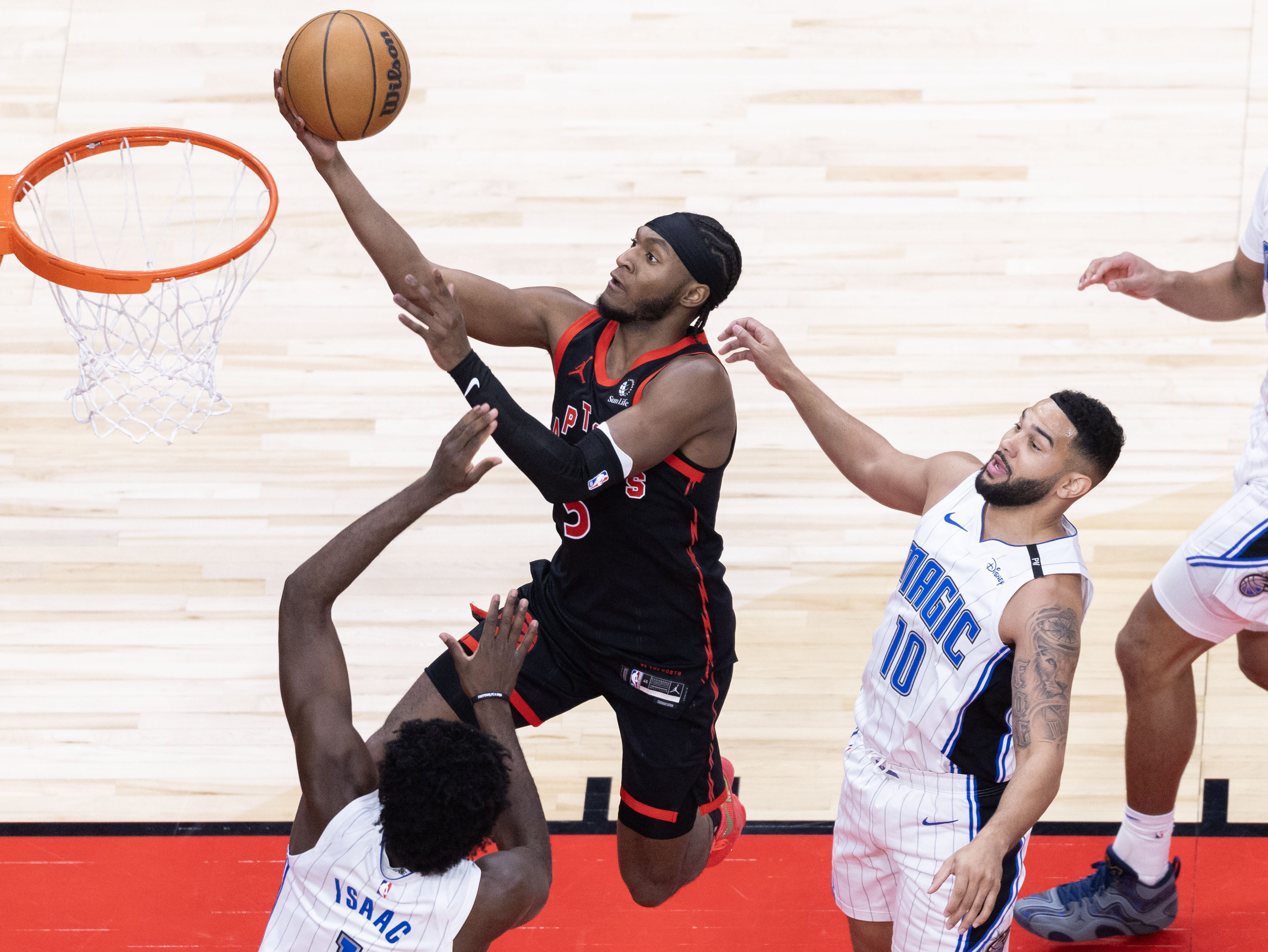 贝博电竞 -NBA常规赛倒计时，多伦多猛龙赛后伤情更新，细节引发关注，气氛紧张，更衣室氛围转暖的简单介绍